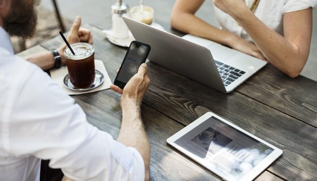 Trust, Money, Smrt pic