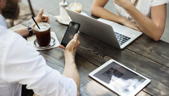 Trust, Money, Smrt pic