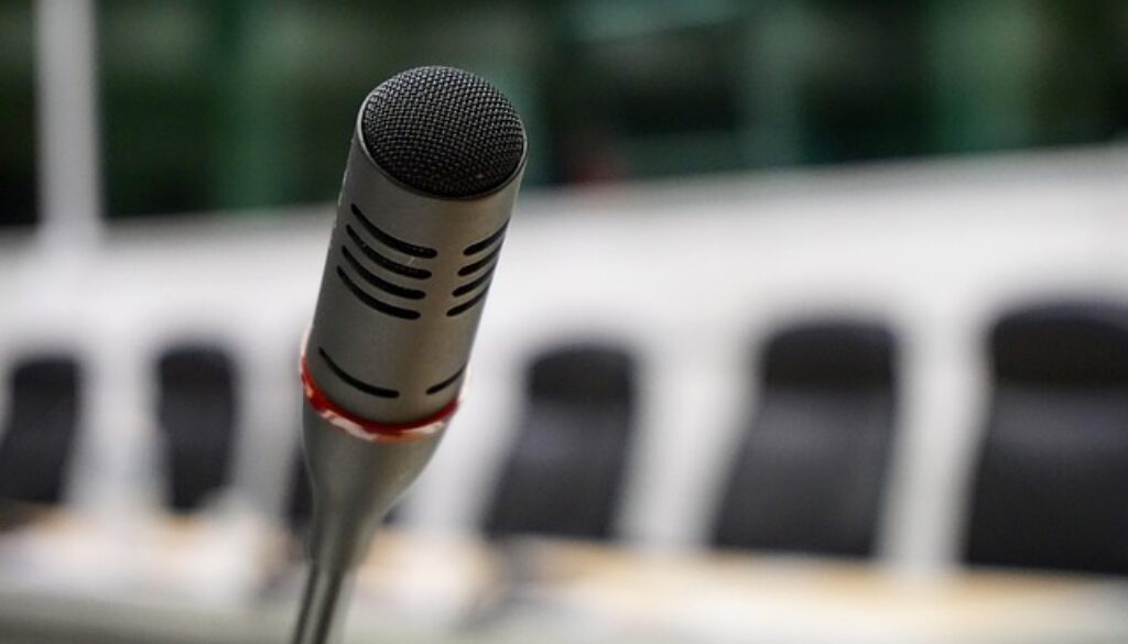 fill-microphone-gb8f78d6a3_640